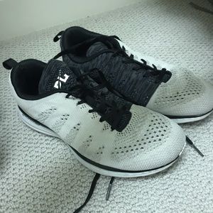 APL tennis shoes 8.5